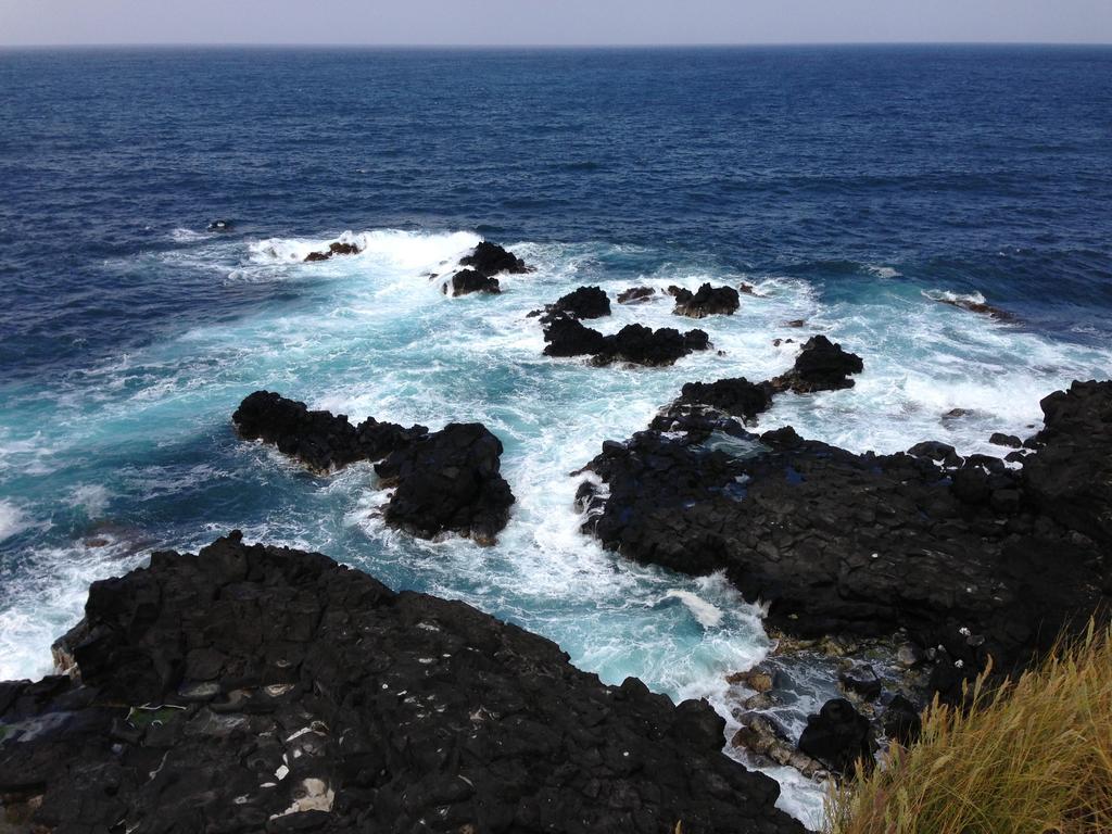 Join Our Relaxed House Near The Beach - Mosteiros Mosteiros  Camera foto