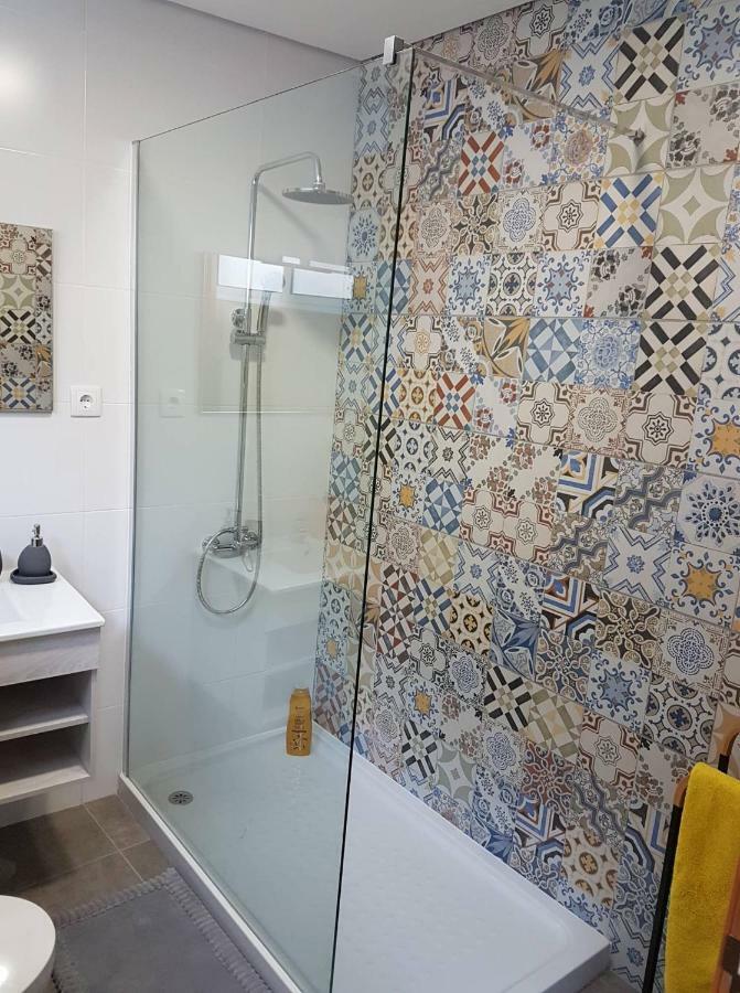 Join Our Relaxed House Near The Beach - Mosteiros Mosteiros  Esterno foto