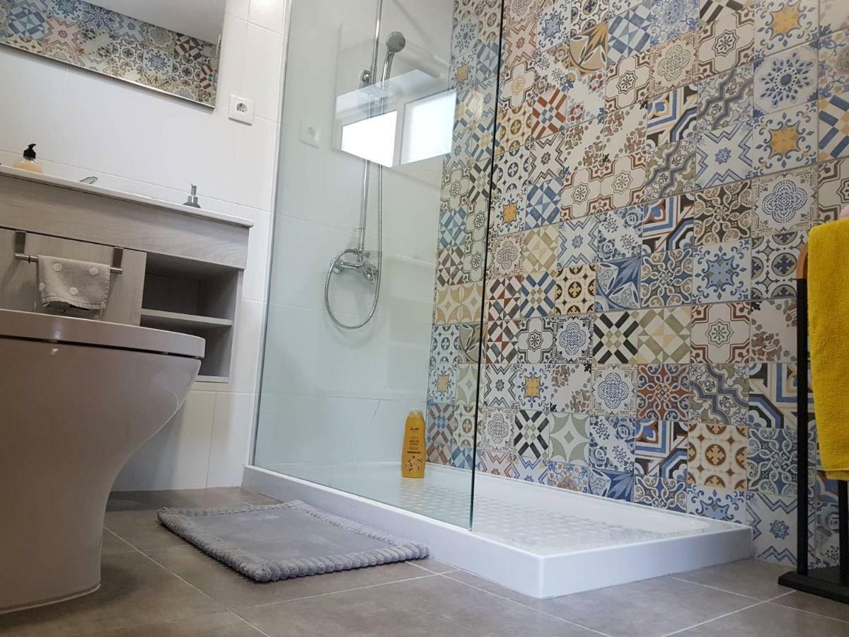 Join Our Relaxed House Near The Beach - Mosteiros Mosteiros  Esterno foto